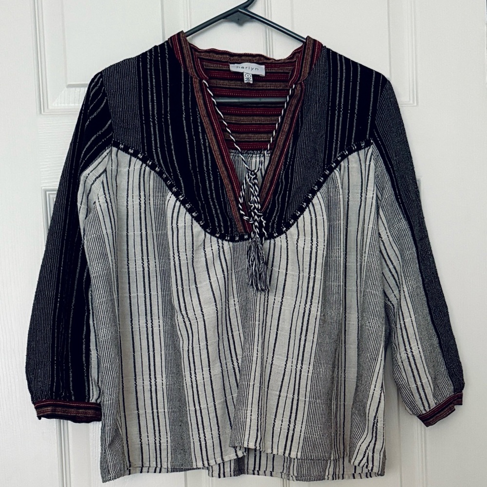 Harlyn Top - Picture 2 of 5